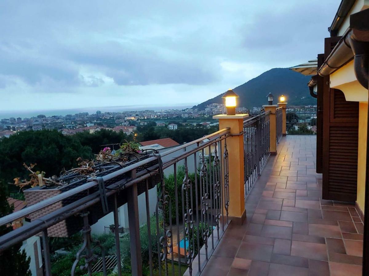Villa Pineland Borghetto Santo Spirito Exterior photo